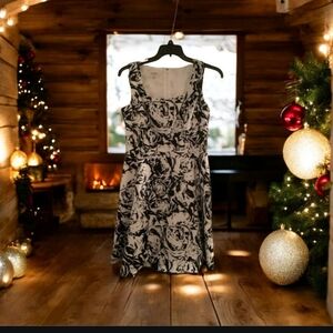 Kasper Dress black and white size 6 new with tags fully lined sleeveless…